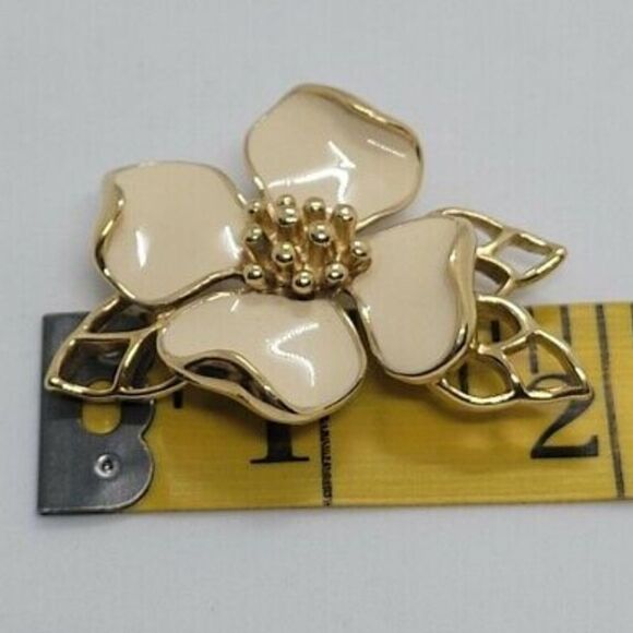 RARES VTG ESTATE SIGNED TRIFARI ENAMELED FLOWER 2" BROOCH EXCELLENT CONDITION - Picture 8 of 12